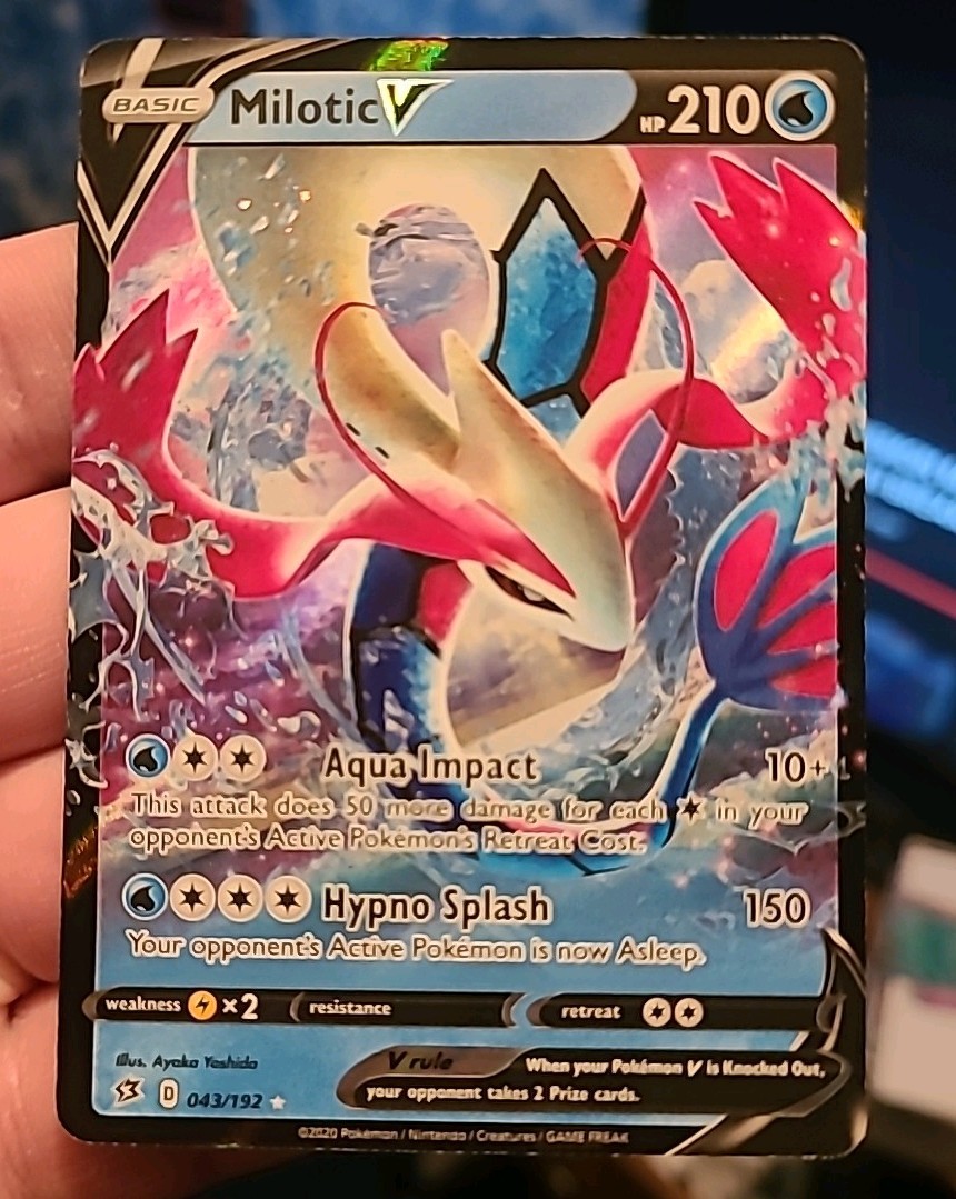 Milotic v 043/192 - Rebel Clash - Holo - Ultra Rare - Near Mint