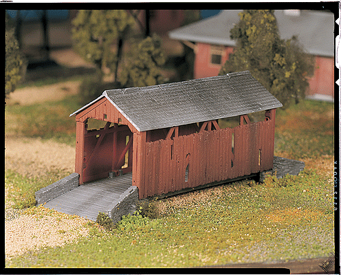 Bachmann O Plasticville USA Classic Kits Covered Bridge 45992 - Picture 1 of 1