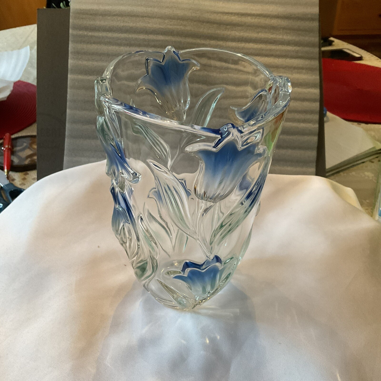 Mikasa Bluebells Fine German Crystal Vase Raised 3D Design Blue Tulips