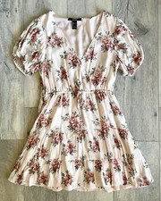 FOREVER 21 Floral V Neck Empire Waist Ruffle Tiered Fit & Flare Skater Dress S
