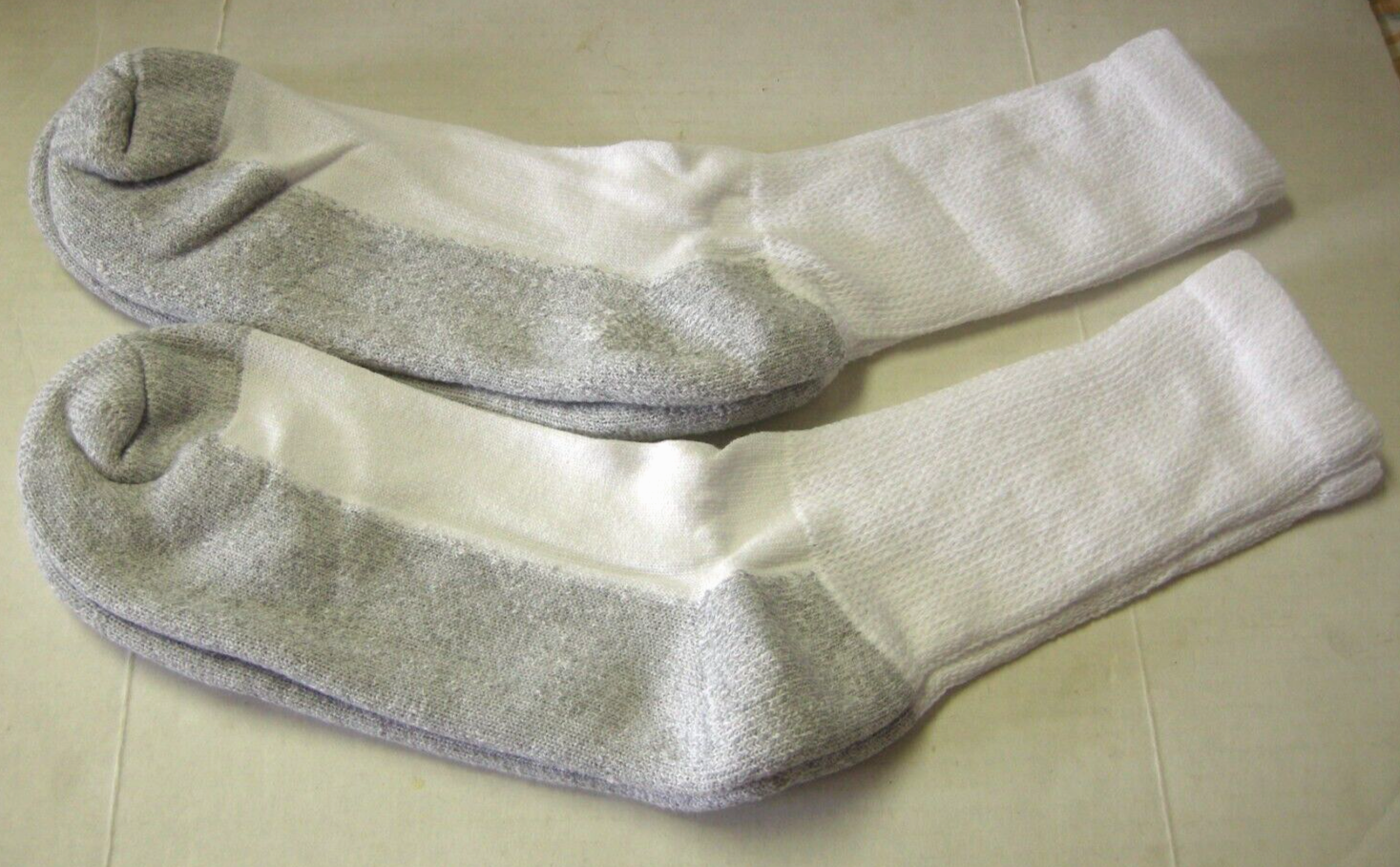 SAOLA Calze da donna bianche diabetiche con suola grigia di SofPoff taglia 10 13 2 prs. Nuove