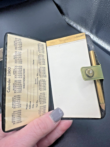 2 Vintage memo books from 1957 & 1960 , leather key holder & more - Imagen 6 de 9