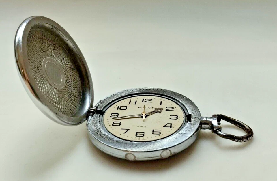 Reloj Bolsillo Vintage URSS Poljot Soviético Ruso Raro Hecho Rusia Cuarzo Foto 3 de 4