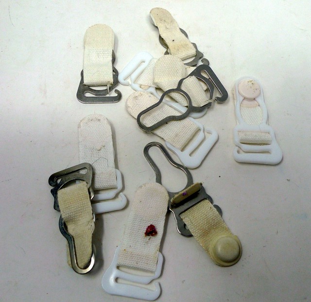 Lot 10 Vintage Suspender Garter Belt Clips Metal Plastic 5 Metal 5