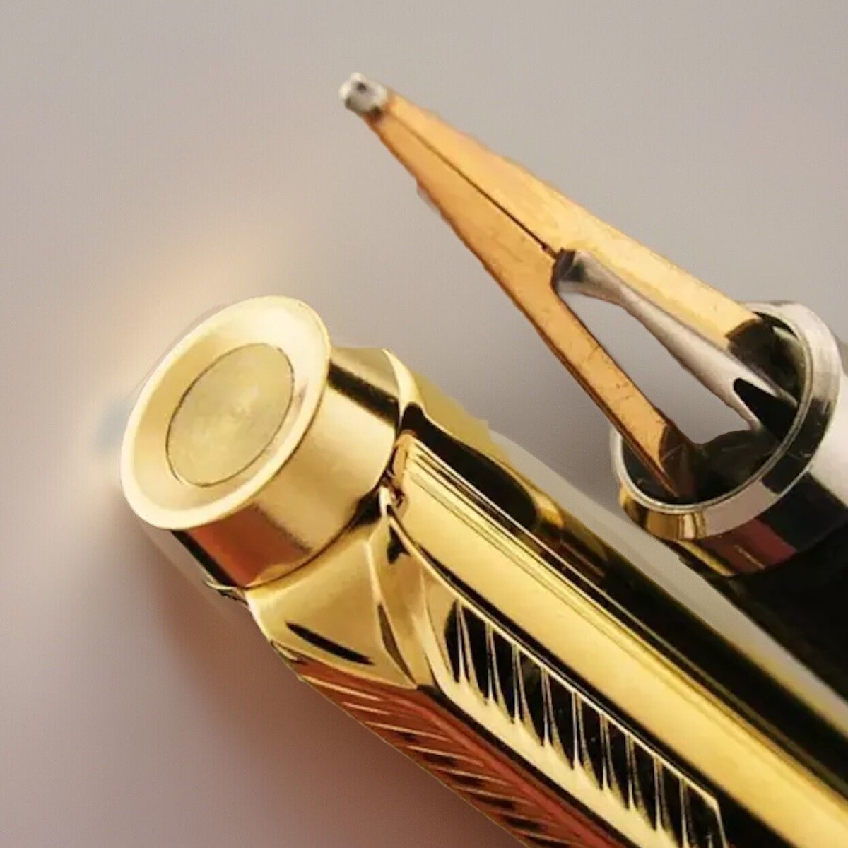 Parker 180 Imperial Fountain Pen ~ 14K XF-M Nib ~ New Old Stock