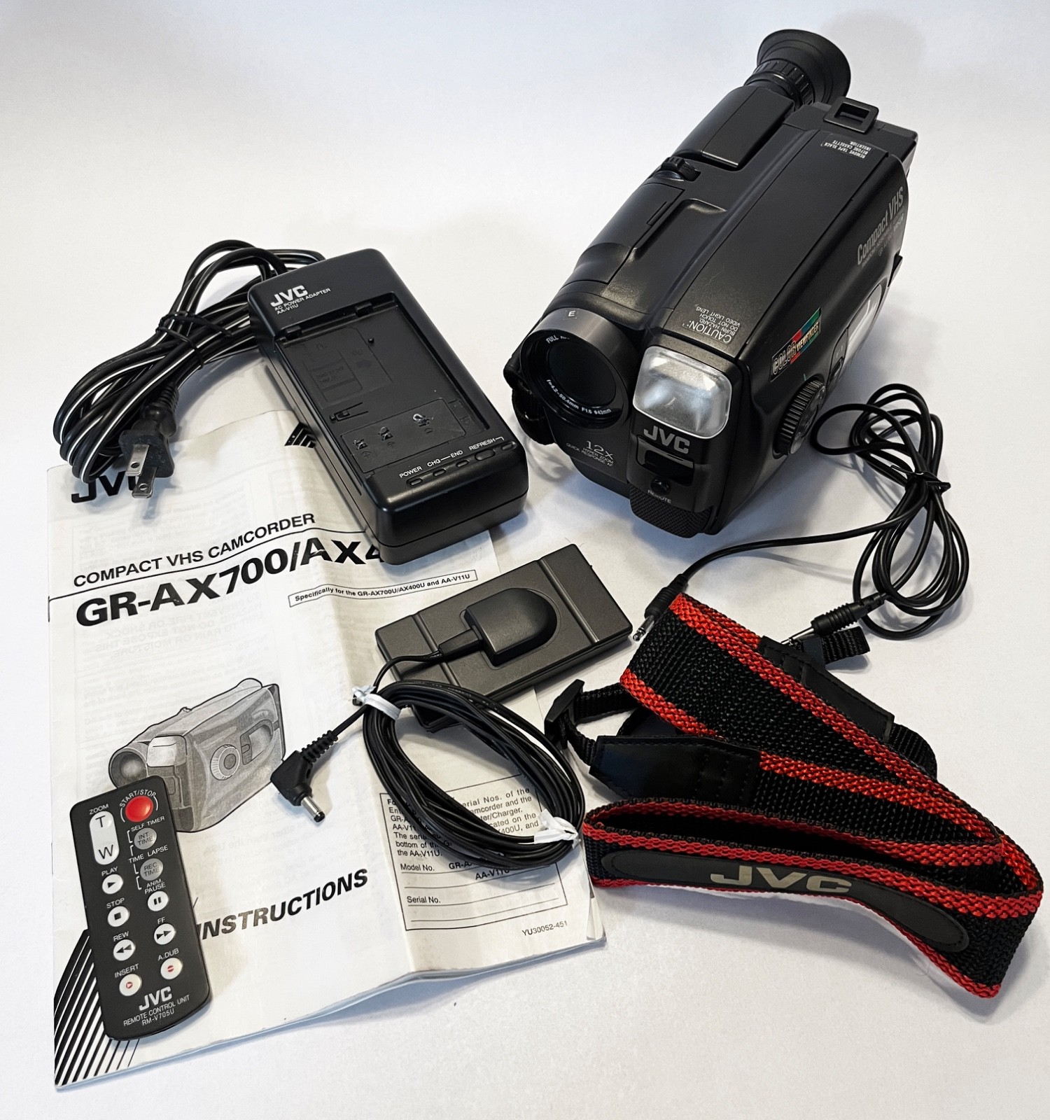 Vintage 1995 JVC GR-AX700 Compact VHS Camcorder, Works