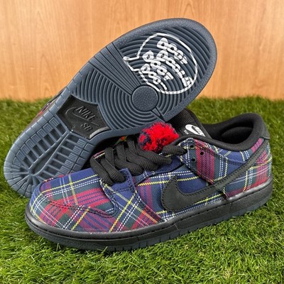 Nardwuar x Nike Dunk Low SB Tam O' Shanter Hat Sneakers II1493-600