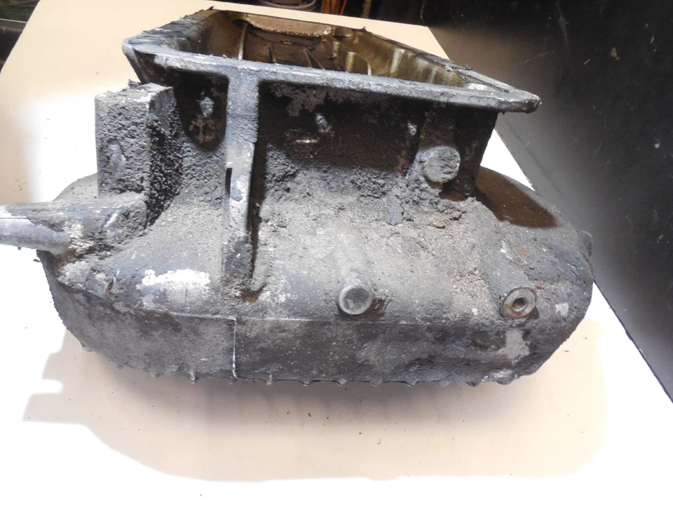 Cacerola de aceite de motor R 1170100013 72-80 Mercedes Benz R107 450SL 350SL 450SLC Foto 4 de 4