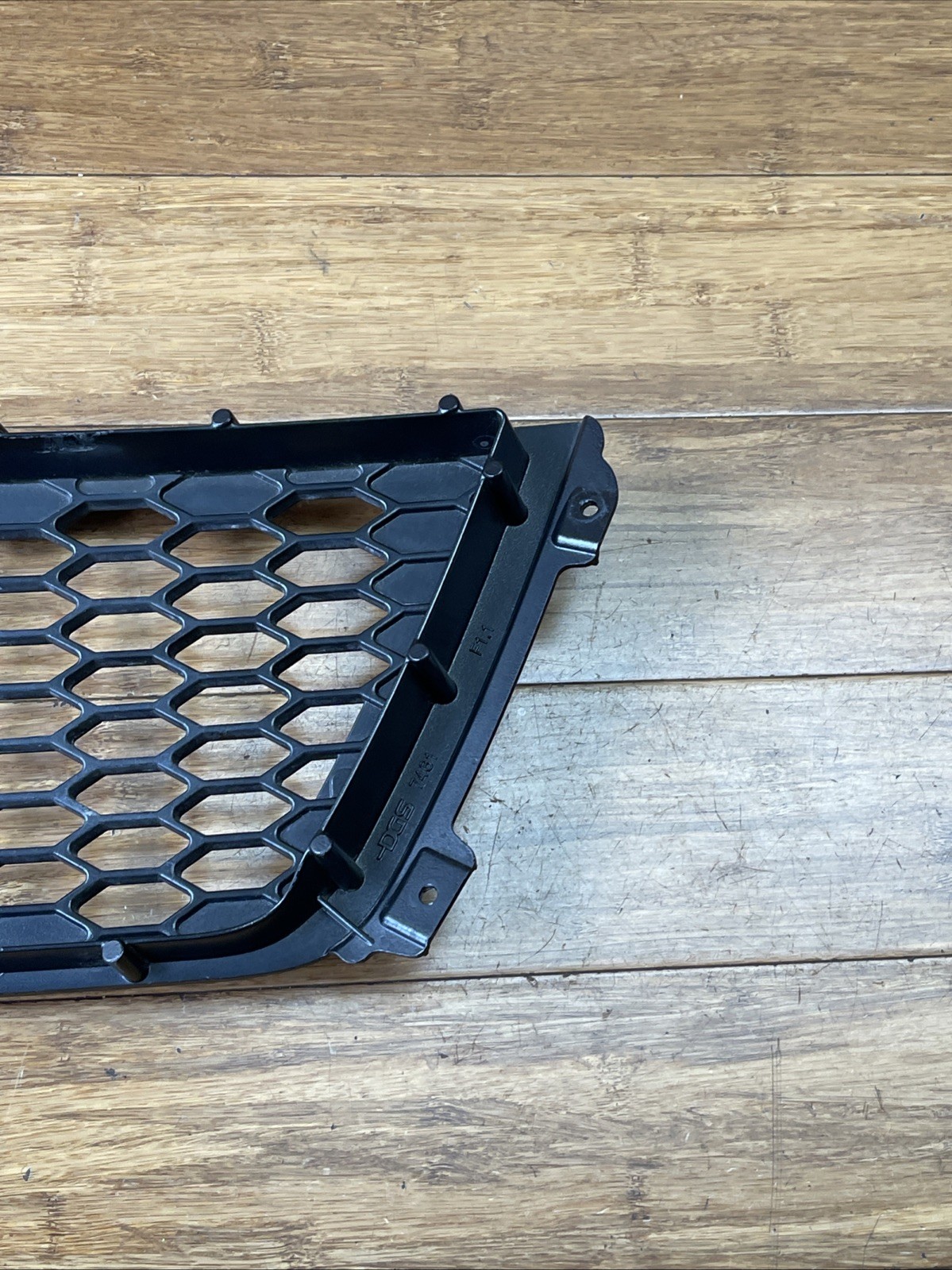 2017-2022 Audi R8 4S Rear Right Side Bumper Grille Black 4S0807698A OEM