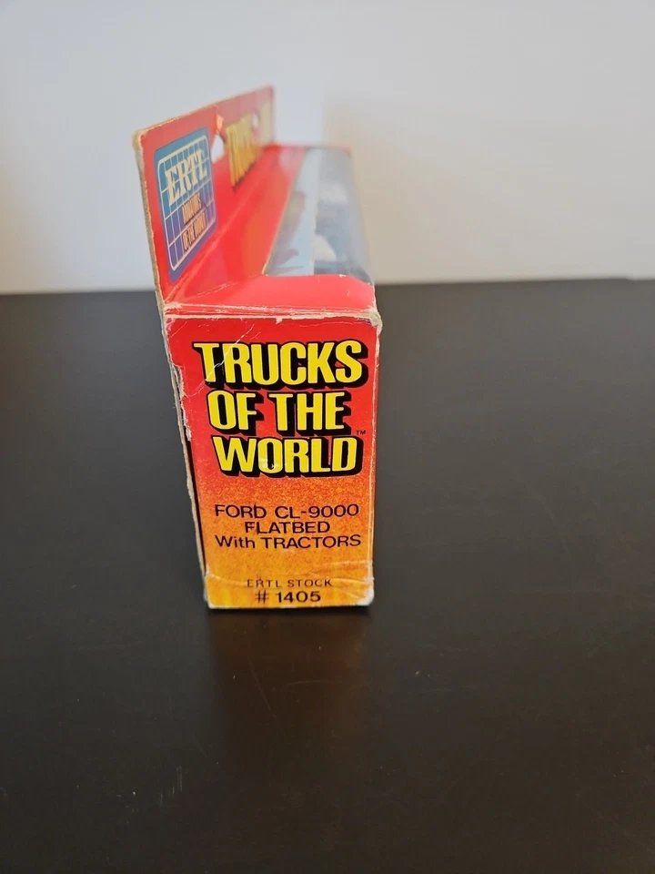 Ertl Ford CL-9000 Semi, 2 Ford TW-20 Tractors Trucks of the World Hong Kong - Image 4 of 4