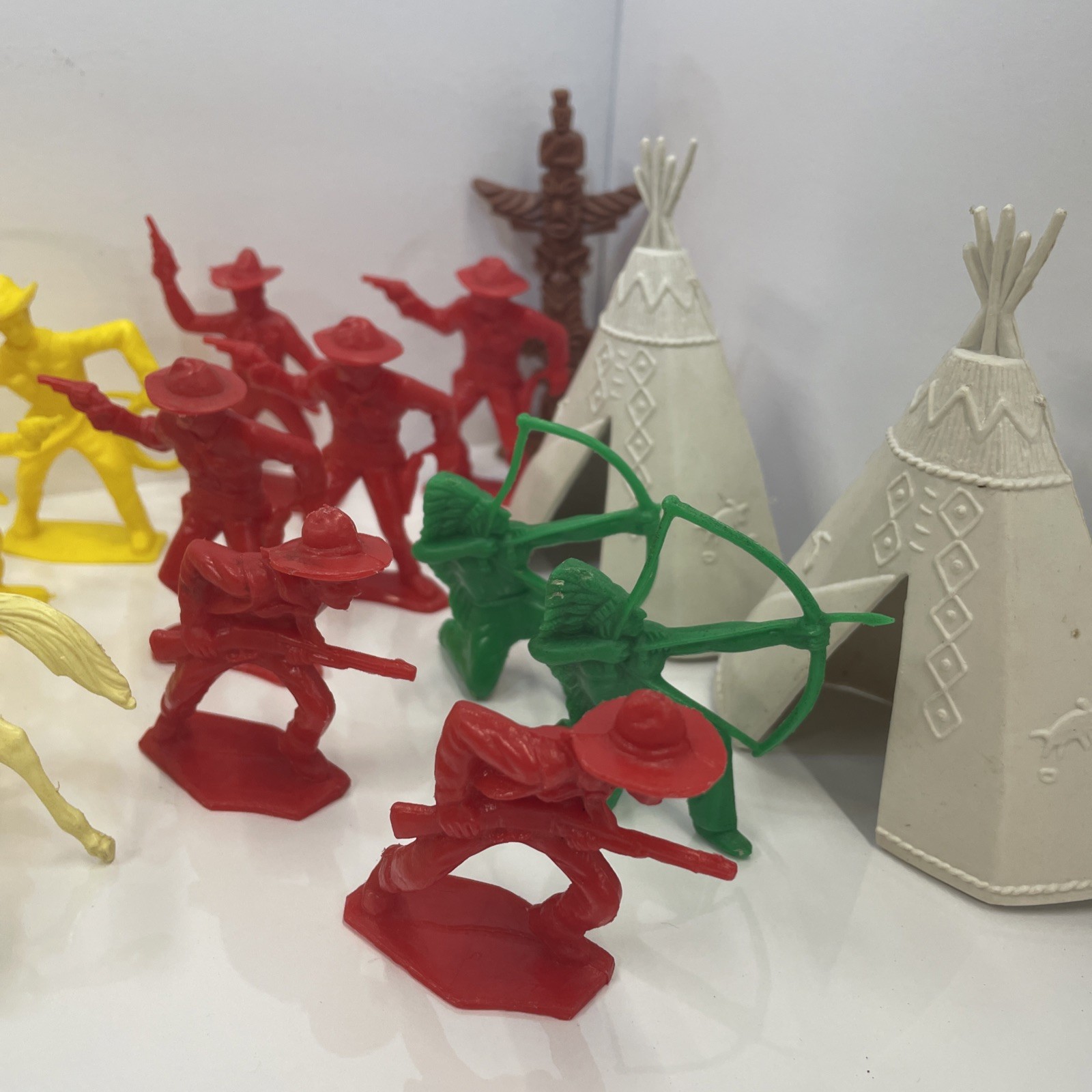 Vintage Marx Tim-Mee Plastic Figures Western Cowboy / N. American  (20 Pc Set)