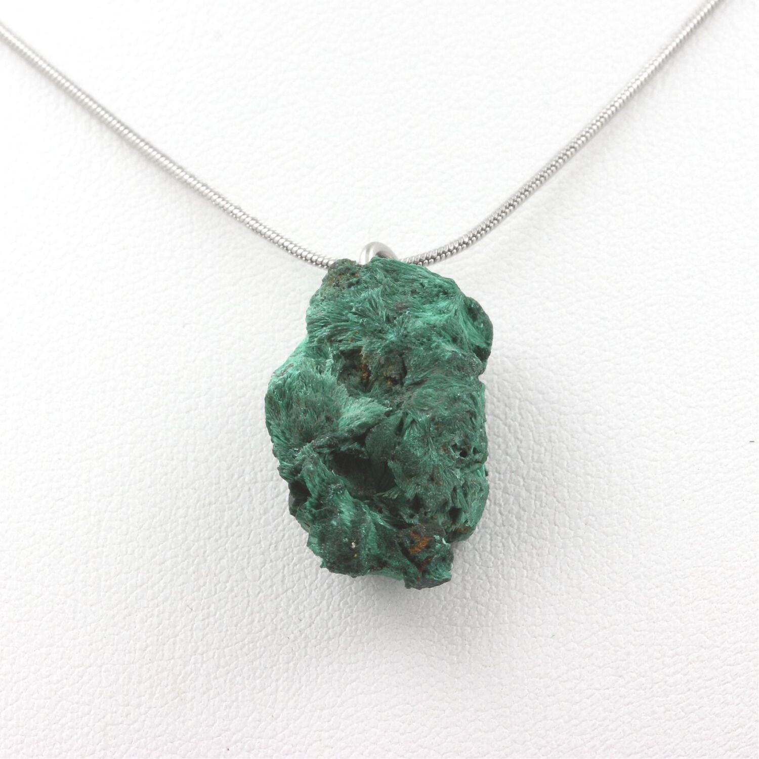 Collier malachite brut de Kipushi Mine | Véritable pendentif en pierre naturelle verte 30.85 ct