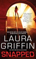 Snapped | Laura Griffin | Taschenbuch | Kartoniert / Broschiert | Englisch