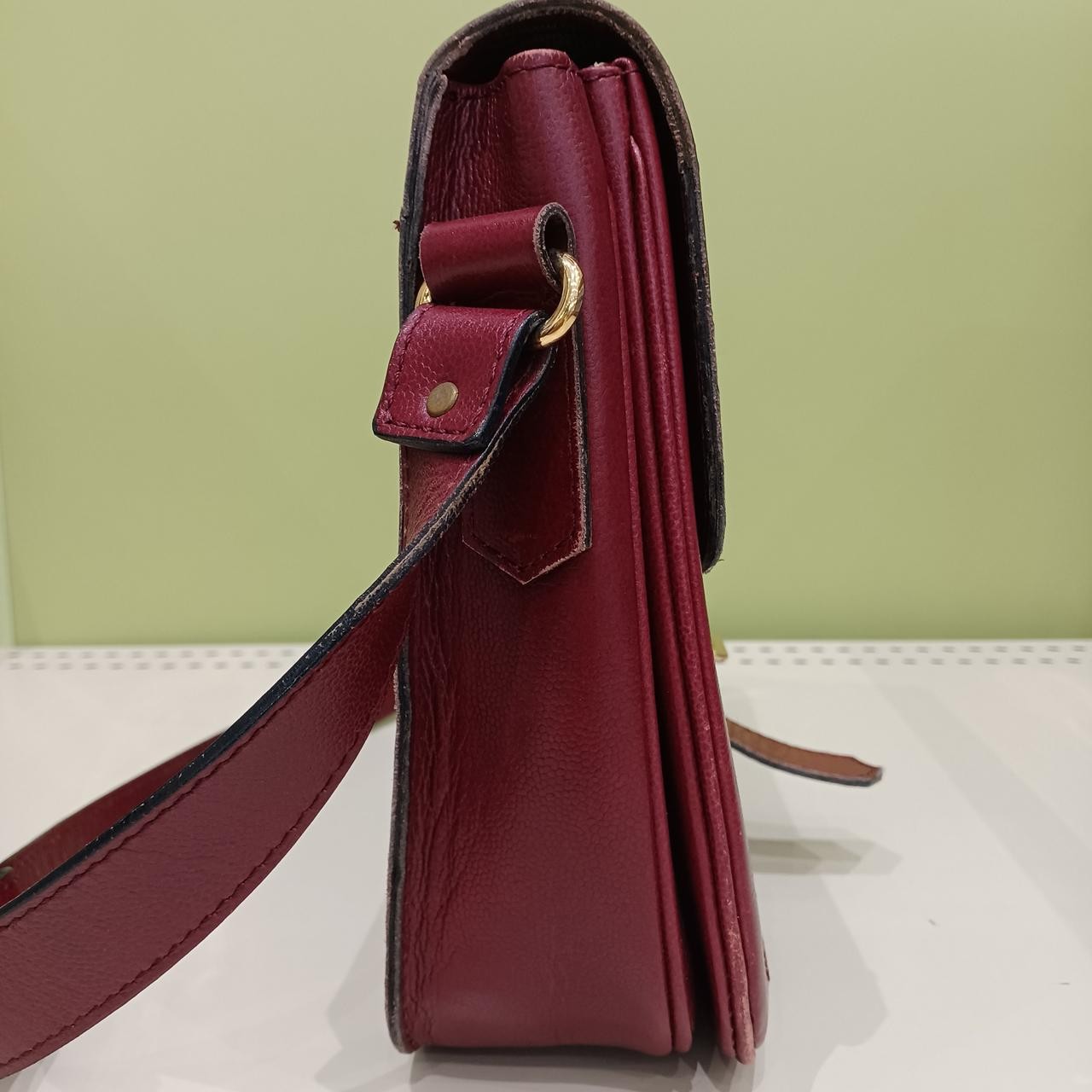 Borsa a tracolla Yves Saint Laurent logo rosso 10 pollici