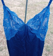 70s Full Slip Kayser Blue Lace Bodice Fit  Flare Nylon Vtg Women's 34 USA