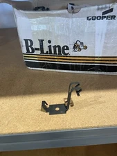 (100) B-Line Flexible Conduit / Cable-to-Stud Fastener - BX5