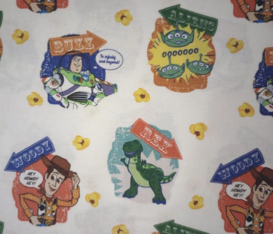 Toy Story Buzz Lightyear Alien Fabric 10x9 Inch Craft Par USA Seller