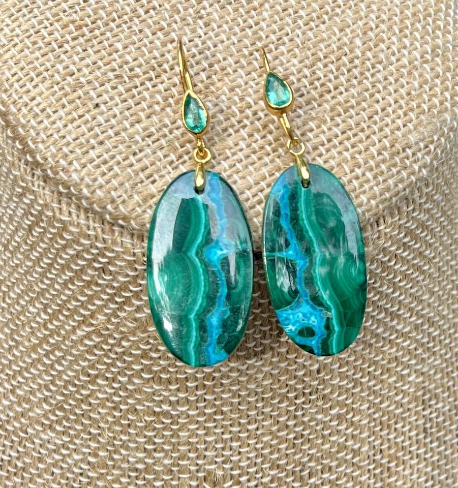 翡翠绿色和绿松石菊花石耳环 — 第 2/4 张图片