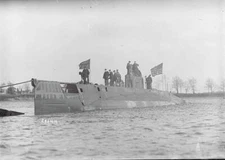 The submarine torpedo board LI largest its kind ever built Uni- 1915 Old Photo