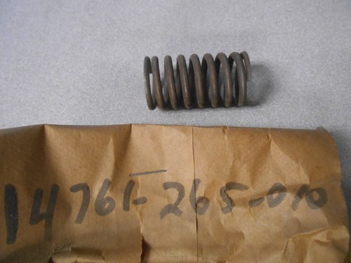 NOS Vintage Valve Spring Fits: Honda CA72 CA77 CB72 CB77 CL72 CL77 14761-265-010