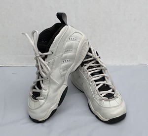 nike vintage basketball shoes