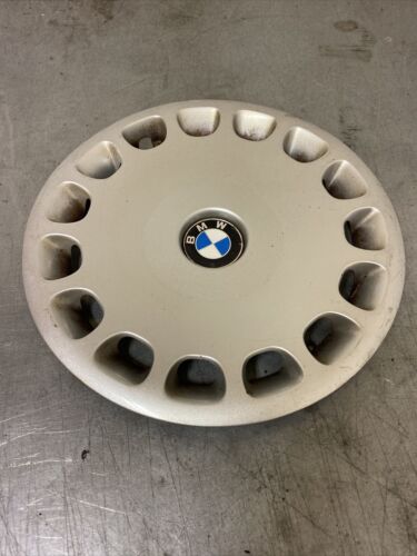 Original wheel cap / wheel cover BMW 5 Series E39 36131093324 - Picture 1 of 2