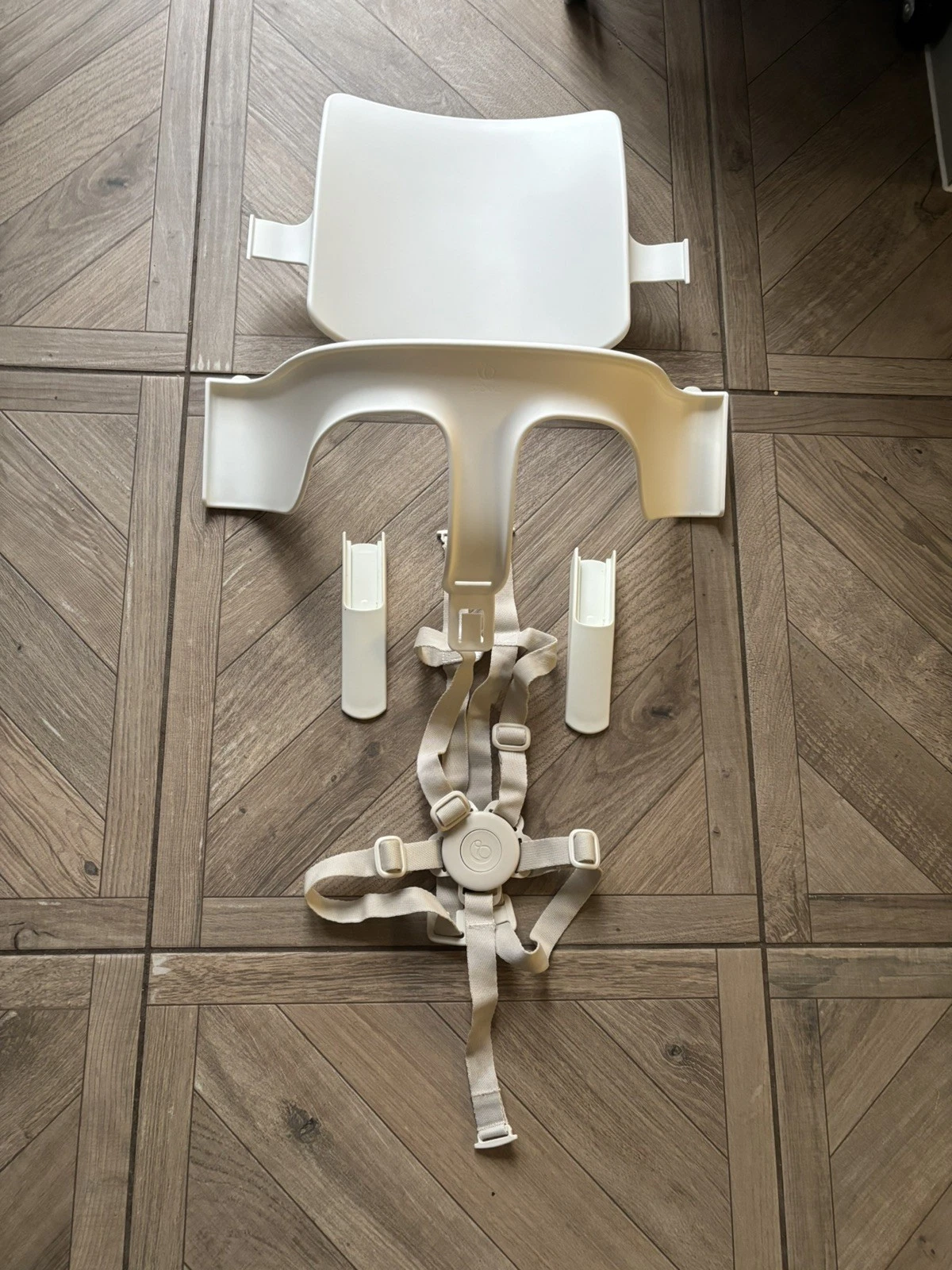 Tripp Trapp Baby Set white Set2 plus Harness /Latest Model
Opens in a new window or tab
