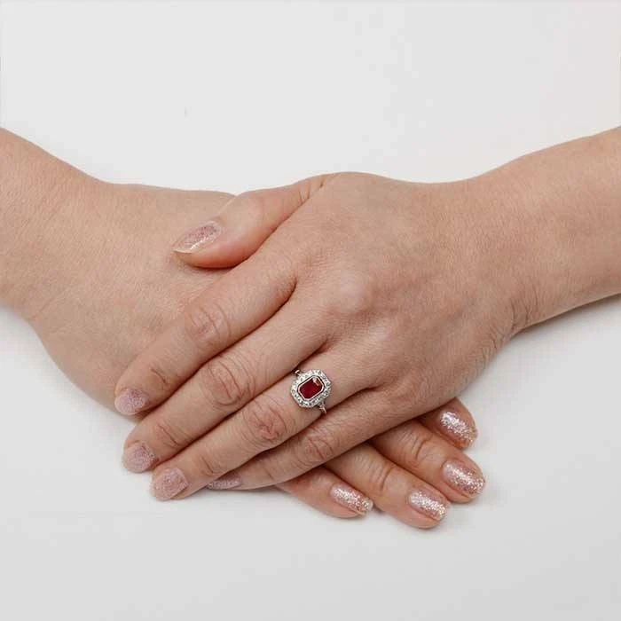 Anel de presente de casamento de casamento corte esmeralda criado em laboratório diamante acabamento em ouro branco 14K - Imagem 3 de 4