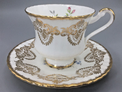 Paragon Bone China Tea Cup & Saucer Yellow/Red Rose Gold Gild England Vintage