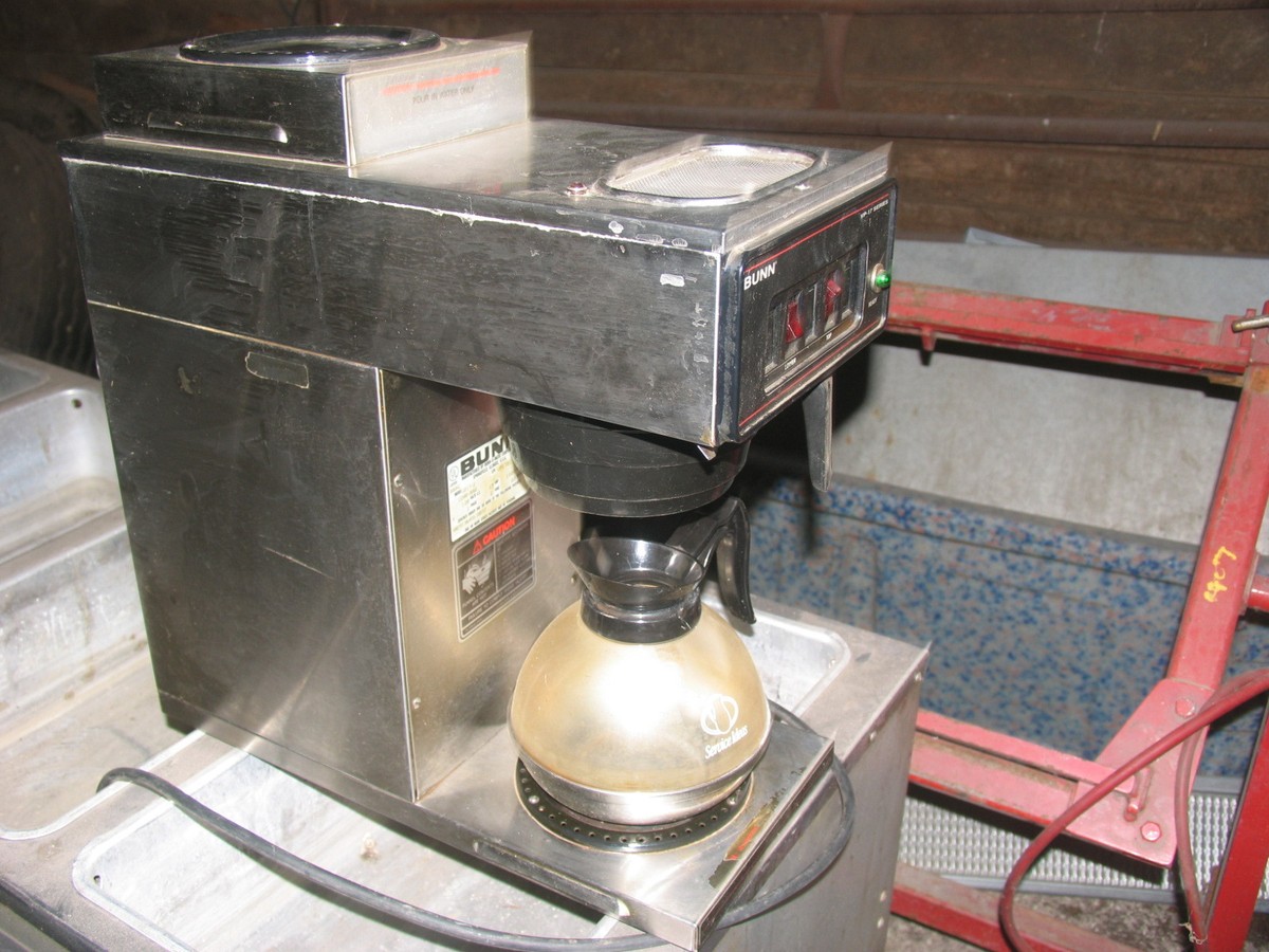 1ウォーマー付きBUNN 業務用コーヒーマシン VP17-1SS Amazon.com: BUNN 13300.0001 VP17-1SS Pourover Coffee Brewer