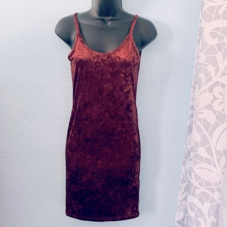Burgundy crushed velvet dress cheap