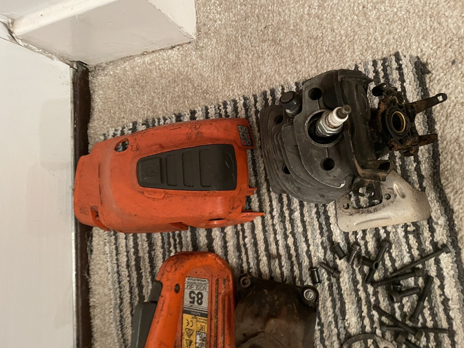 Husqvarna Professional Petrol Chainsaw 550xp Spares Or Repairs eBay