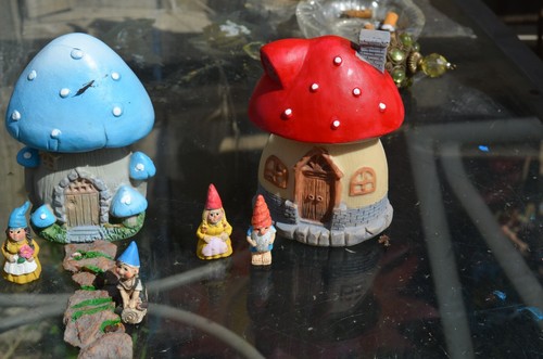 Fairy Gnome Garden Houses Tree Walkway Gnomes 13 pc lot - Picture 8 of 8