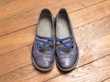 🌼 Chaussures Plates en Cuir Bleu avec 4 Elastiques Croisés- Pointure 36