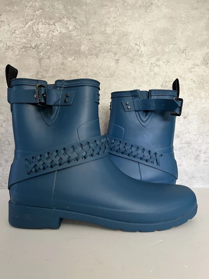 全新 Hunter 精制耳钉 骑行靴 岩石泳池 蓝色 女式 10 码 — 第 4/4 张图片