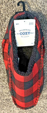 NWT - Men  s Slippers 10/11