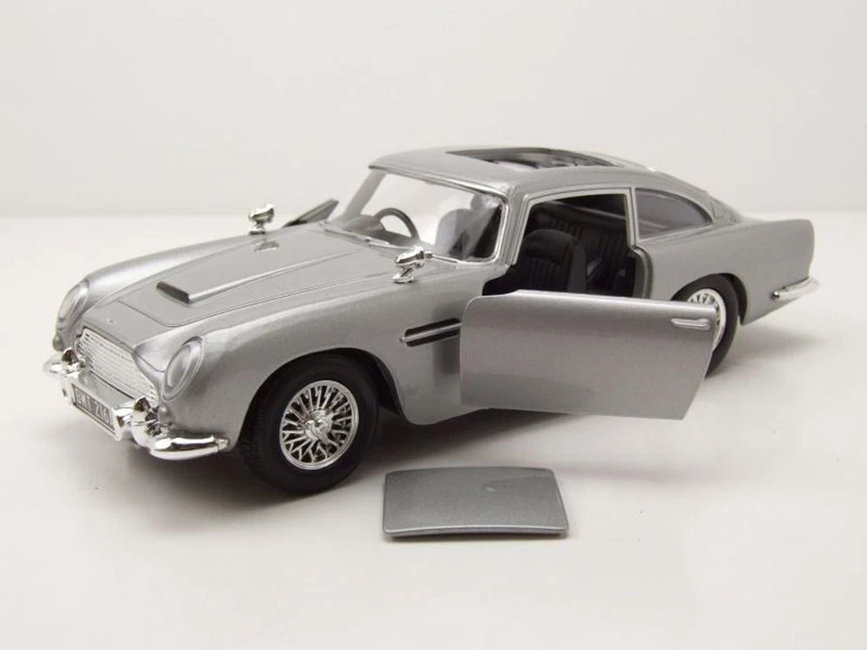 Aston Martin DB5 silber James Bond Modellauto 1:24 Motormax - Bild 4 von 4