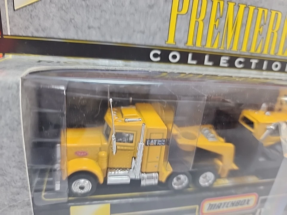 Vintage 1997 Matchbox Premiere Peterbilt Flatbed CAT D9H Rigs Series 2 Limited - Image 3 of 4