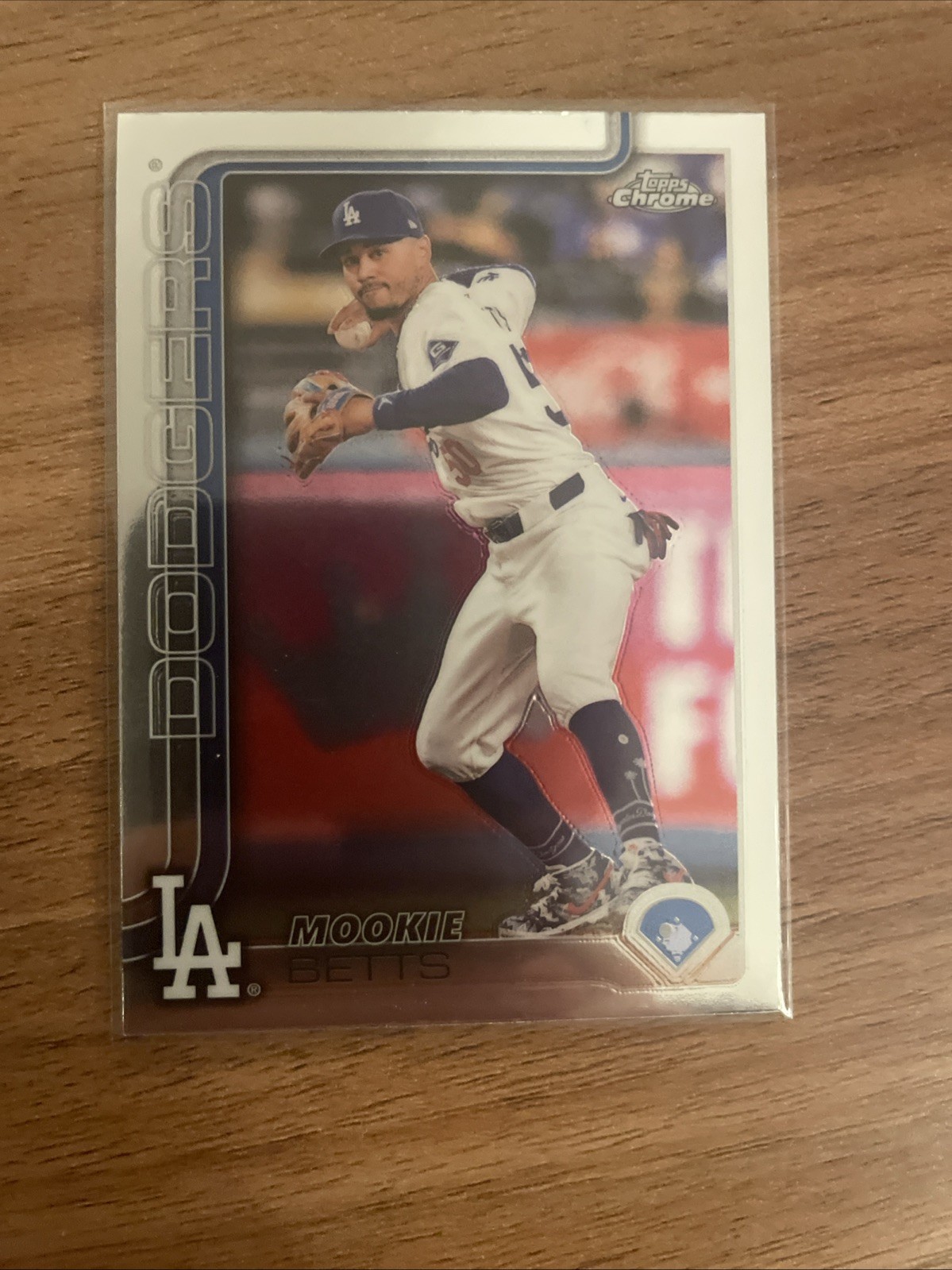 2025 Topps Chrome - Mookie Betts #50 Refractor