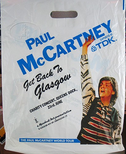 PAUL McCARTNEY 1990 GLASGOW BENEFIT CONCERT SOUVENIR - Picture 1 of 1