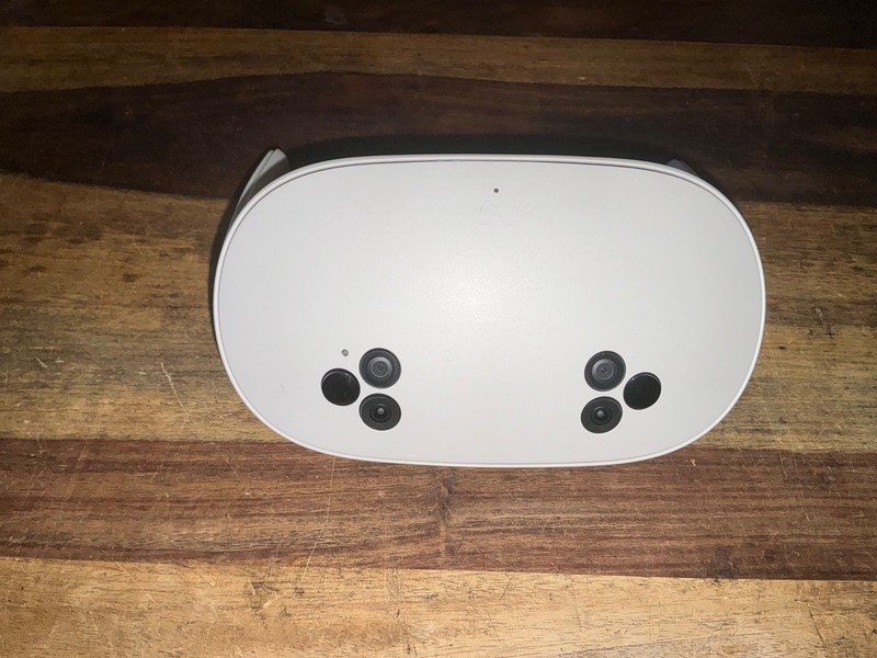 Meta Quest 3S 128GB VR Headset Only White (No Accessories Included)