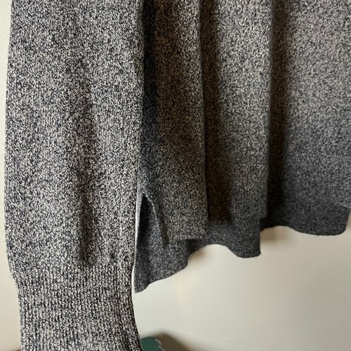 Aqua 100% Cashmere Medium Gray Super Soft Exclusive Crewneck Sweater Sz M - Picture 4 of 9