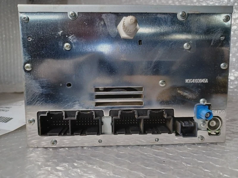 2011 Chevrolet Suburban 1500 2500 3500 Radio Receiver Display Screen Oem - Image 2 of 2