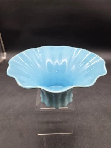 1940's red wing blue luster bowl Pottery 1946 Pottery Ceramic Minnesota Usa A37