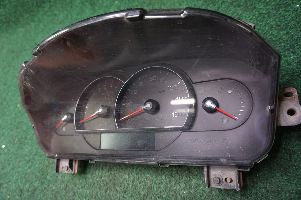 Cadillac DTS 2008 velocímetro medidor grupo fabricante de equipos originales 15930304 59.443 k millas Foto 2 de 4