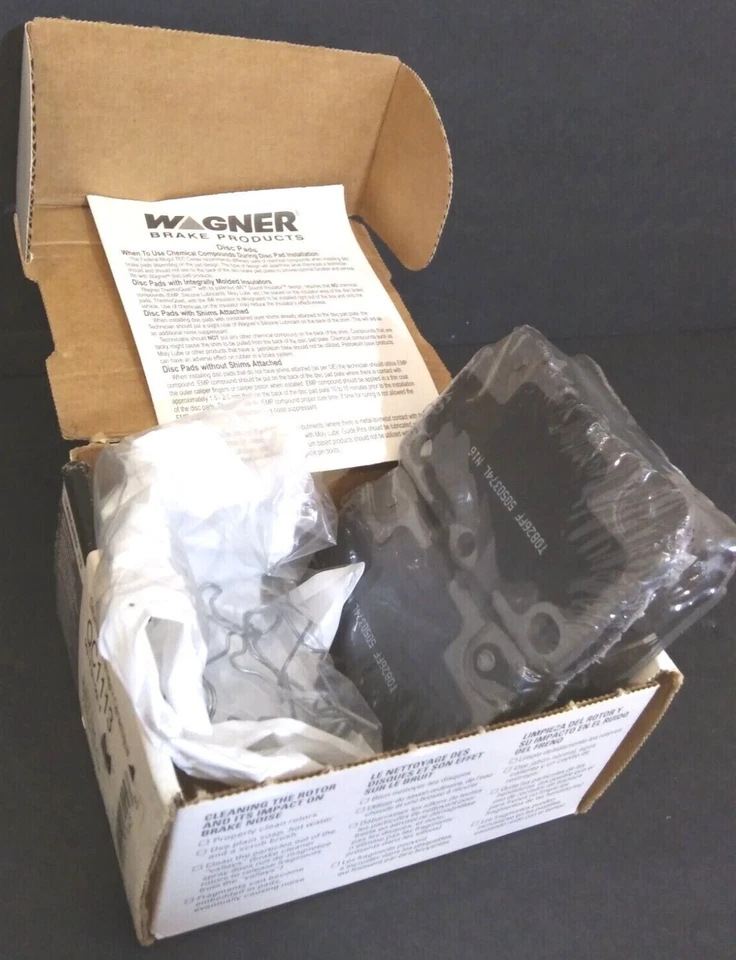 Juego de pastillas de freno traseras Wagner TQ QC1113 con herrajes para 06 13 Lexus iS250 iS350 Foto 4 de 4