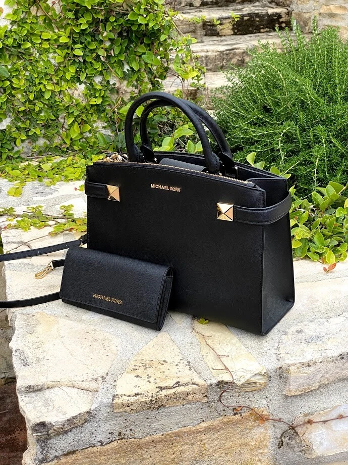 Michael kors karla satchel hotsell small