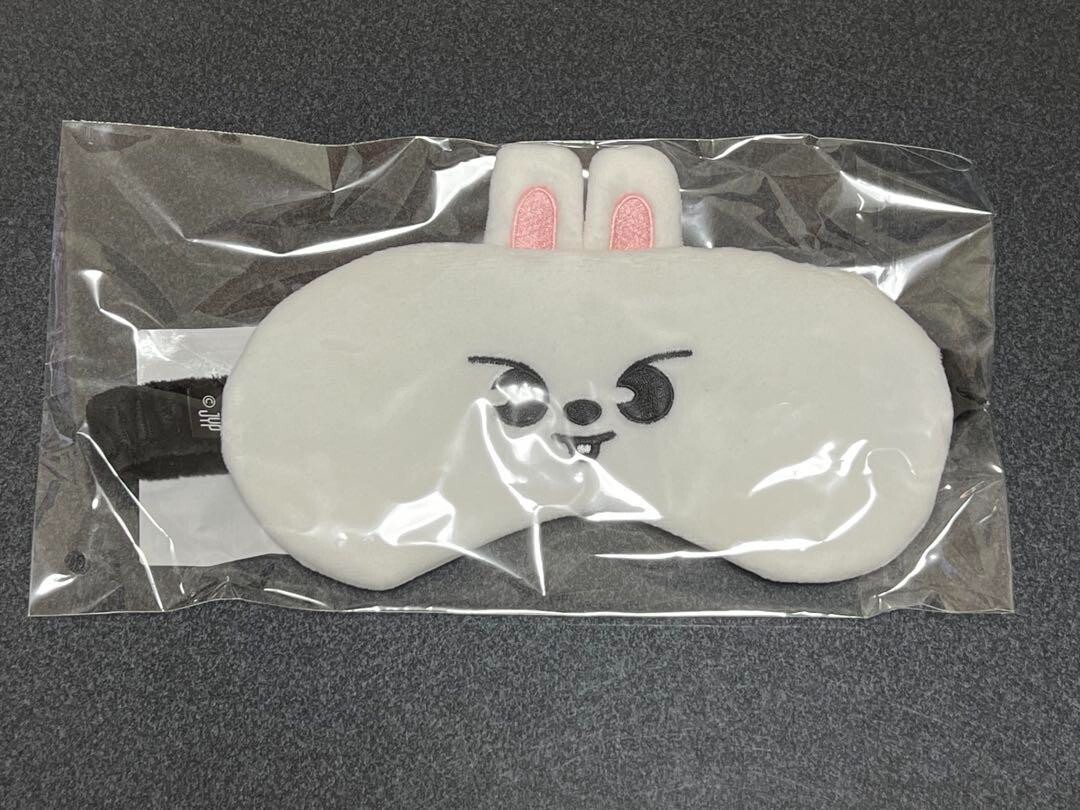 Stray Kids - straykids skzoo アイマスク　リービット Stray Kids SKZOO Leeknow Leebit Eye mask official stuffed