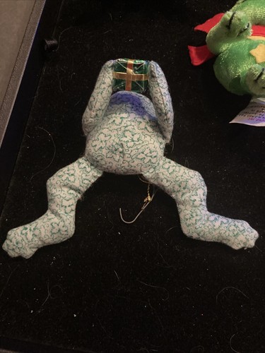 Christmas Frogs Ornament Lot of 4 Fabric 4-5" - Picture 8 of 9