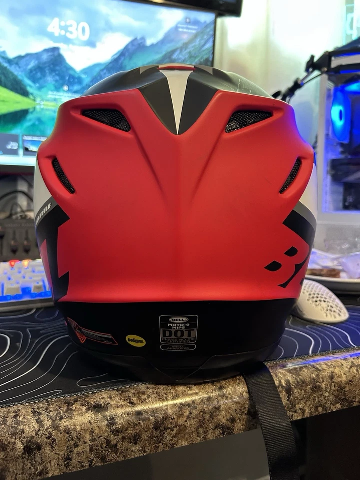 bell moto 9 Foto 3 de 4